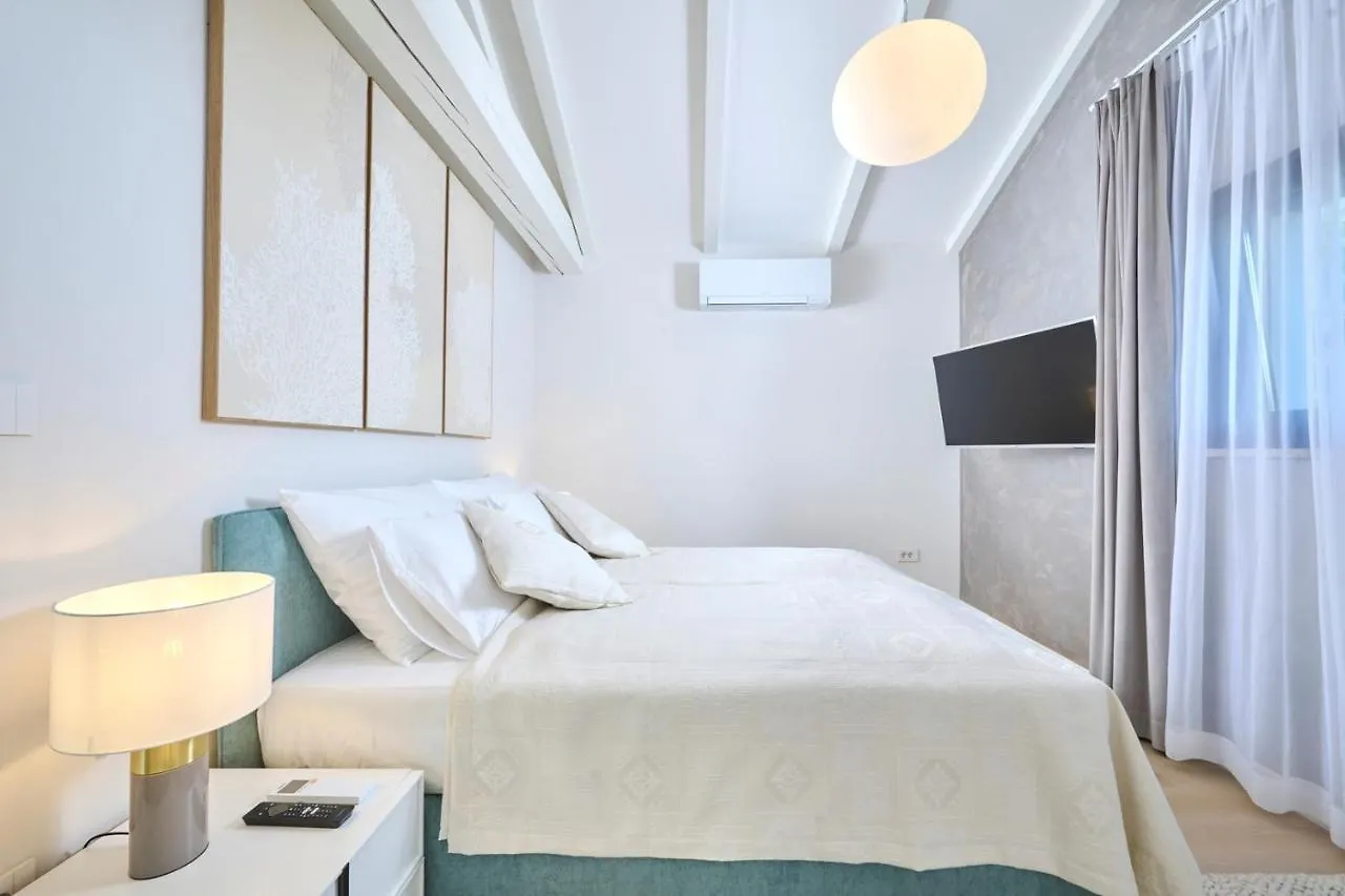Villa Pura Vida With Pool And Whirlpool Near Umag Materada 克罗地亚